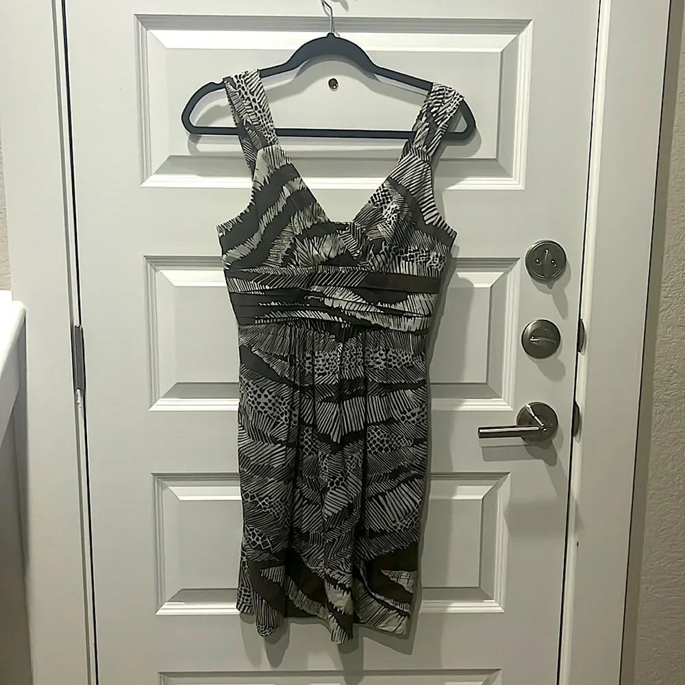 BCBGMaxAzaria Brown and White Safari Printed Dress, Size 2 - Picture 1 of 4